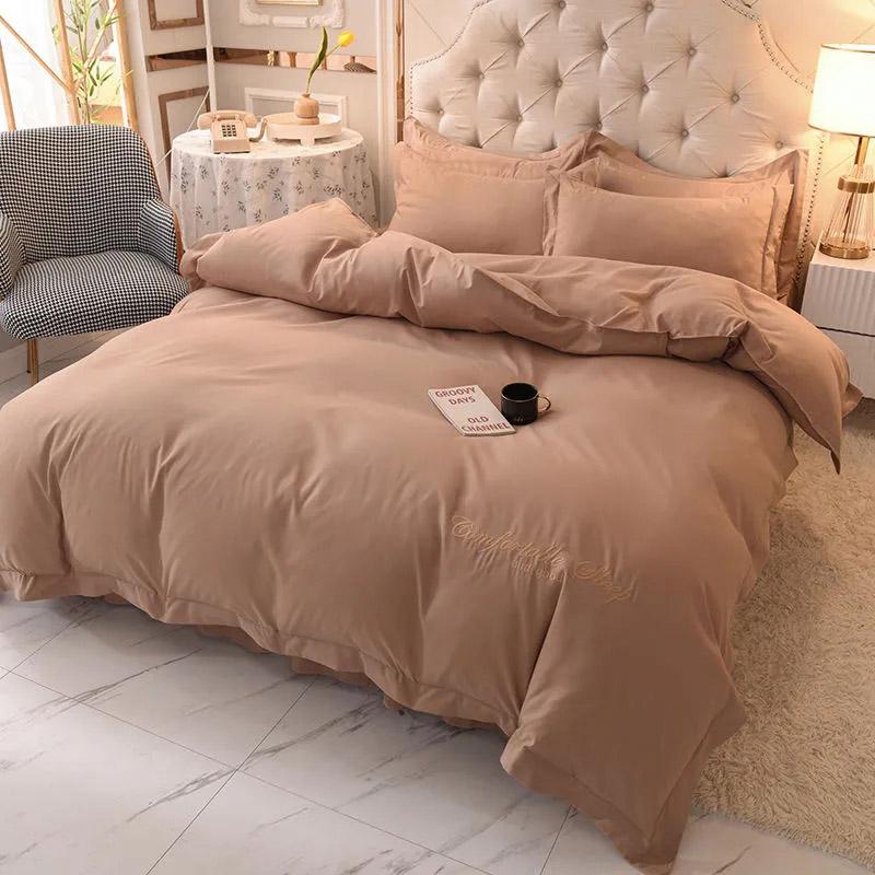 4pcs/set European-style Simple and Modern Solid Color Embroidered Quilt Bedding Bed Skirt Set Bedding Set Comfortable Soft Four-piece Set