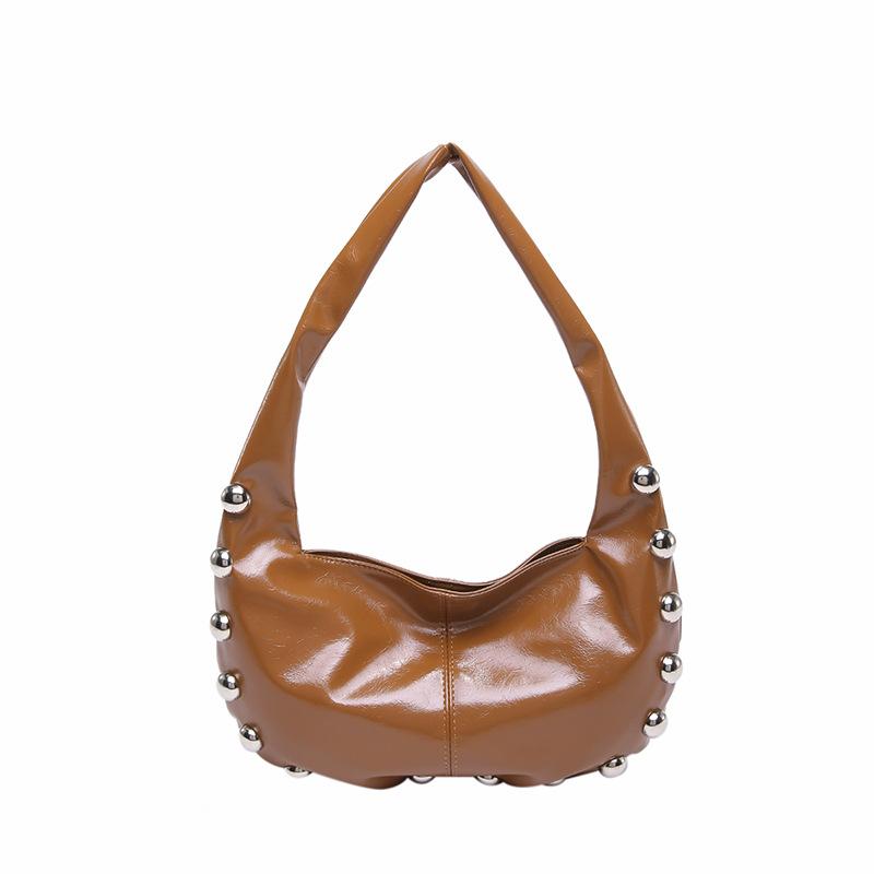 

Тренд Мода Spice Girl Локомотивный Стиль Индивидуальность Клепки Сумка Под Мышку Универсальная Кожа Масла Воска Нишевая Сумка На Плечо Женская Сумка коричневый