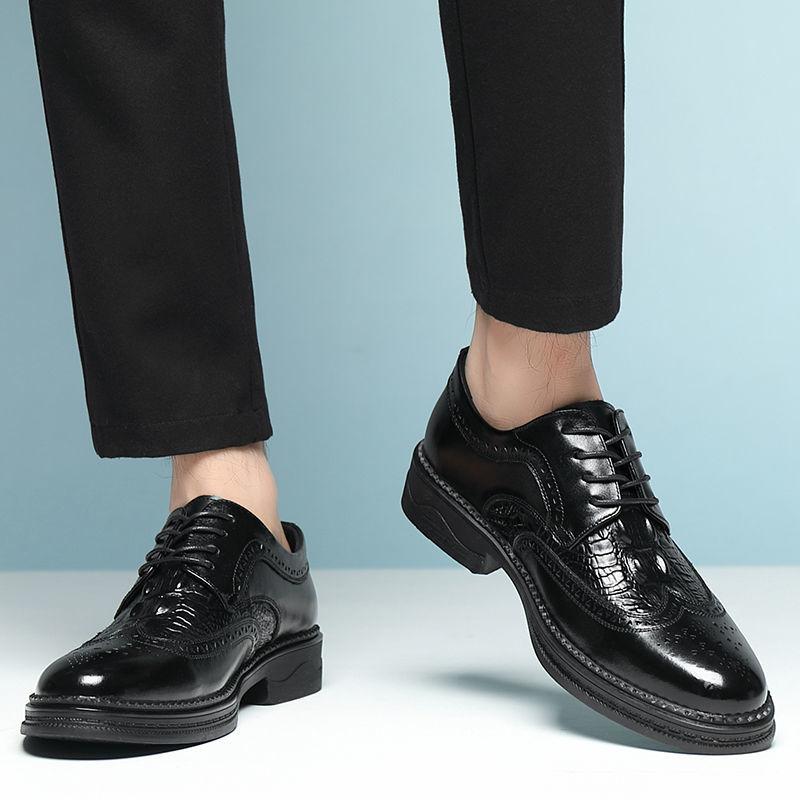 Fashion Men Classic Oxfords Shoes Retro Brogues Men Lace Up Business Leather Shoes Formal Office Flats Men Wedding Party Oxford Shoes