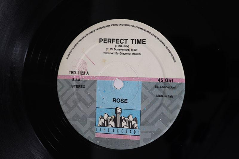 

12-дюймовая пластинка ROSE - Perfect Time TRD1123 TIME 1989 Италия Танцевальная и электронная музыка Б/у