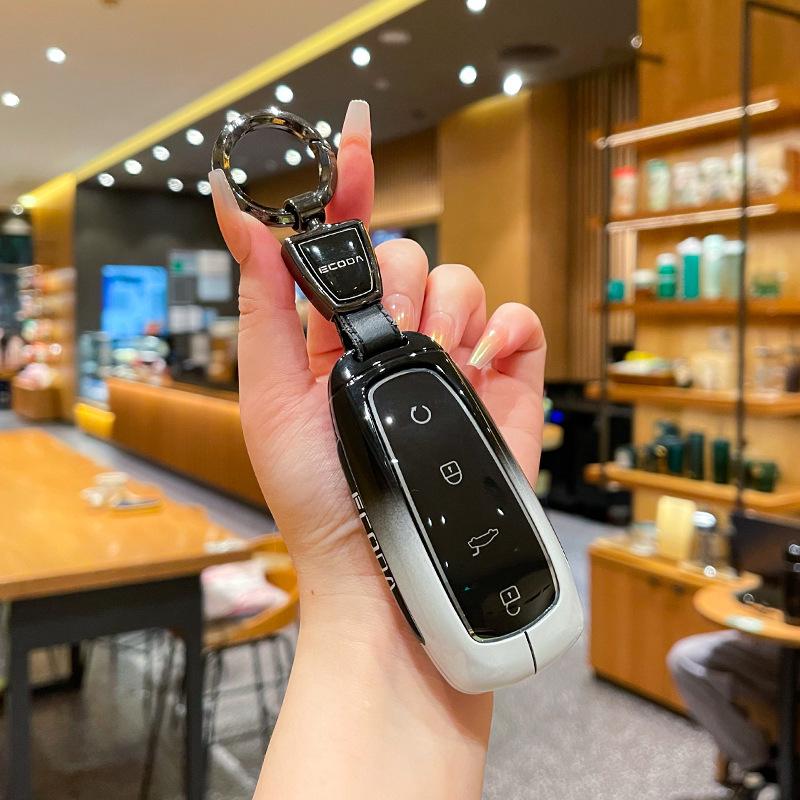 OMODA Chery Key Case: Zinc Alloy, High-Grade Metal Shell for New Model Remote Control Key.