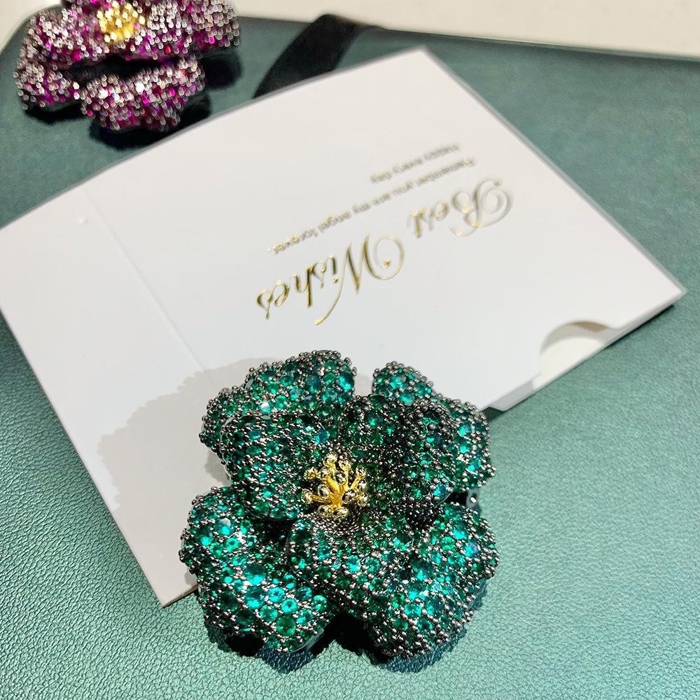 Bo Xin Yun Luxury High-End Camellia Brooch: Elegant Suit Pin & Birthday Corsage