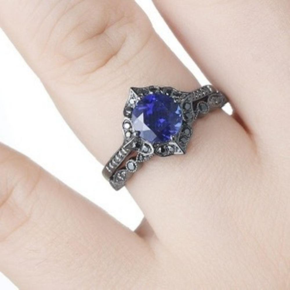 Luxury Women's Ring Creative Darth Vader Jewelry Couple Ring Simple Blue Diamond Flower Ring