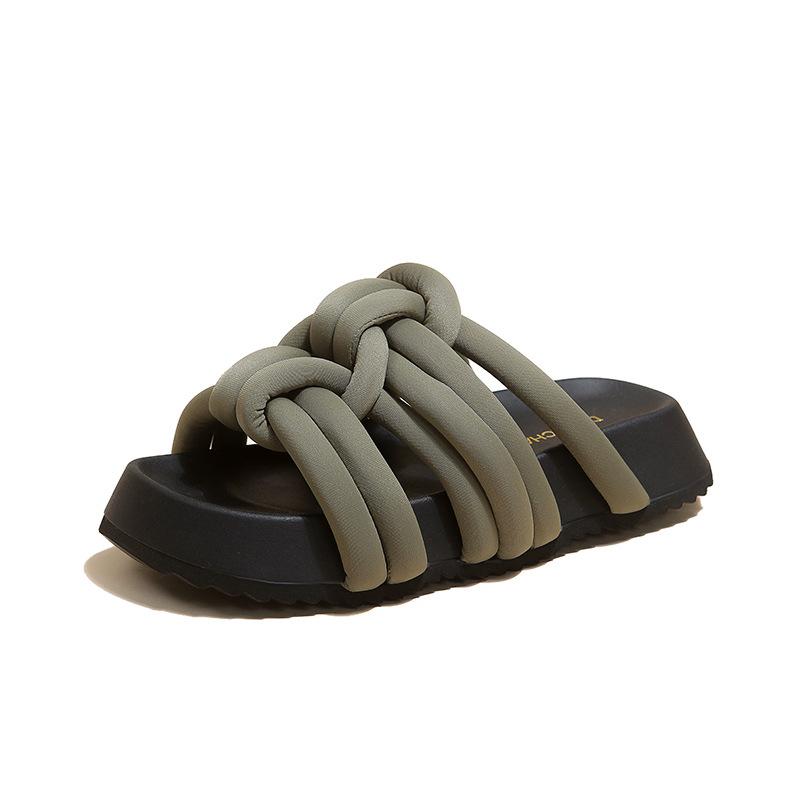 

Small thick-soled slippers for women to wear 2025 summer new lightweight and heightening cross sandals, foreign style versatile muffin shoes 40 зелёный