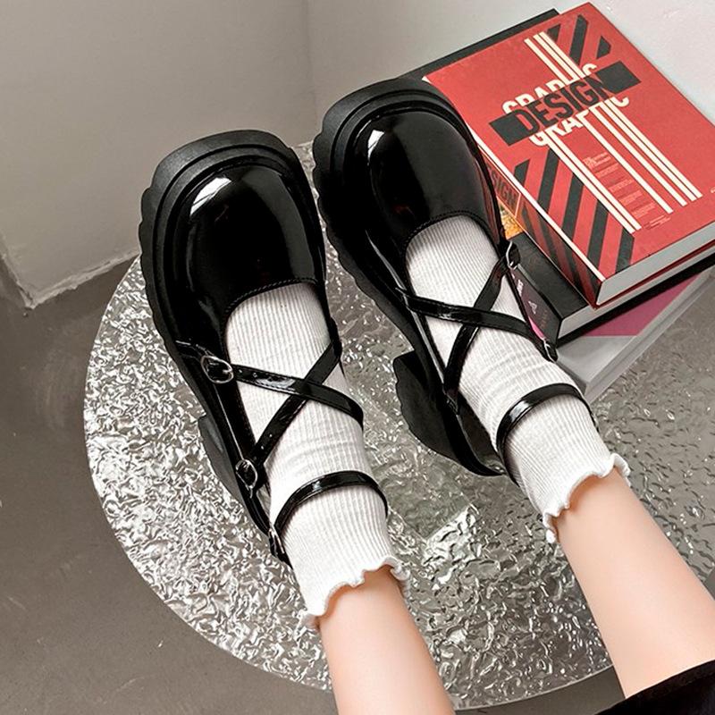 

Black shorty Le small leather shoes women s summer new retro British style thick heel Japanese jk Mary Jane single shoes 40