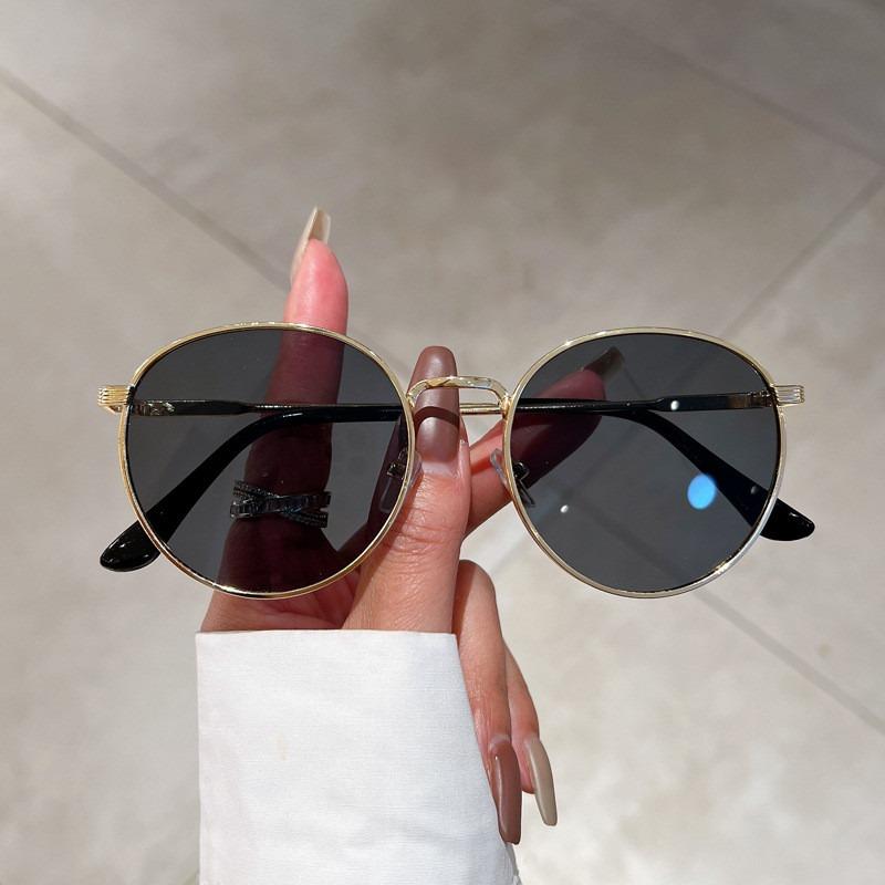 Retro OVAL Ocean Sunglasses UV Resistant Fashionable Trendy Ins Unisex Sunglasses