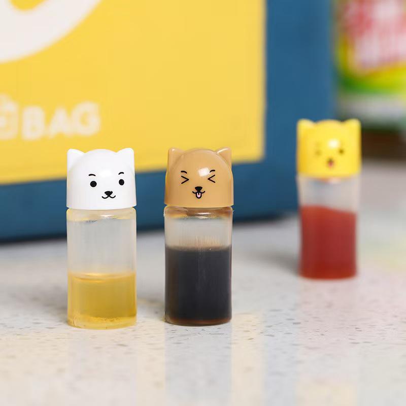 Portable Mini Squeeze Bottle for Tomato Salad Dressing and Honey Dispenser