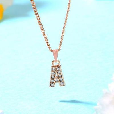Rosegold Splendid női közepes A betűs medál osztrák kristályokkal