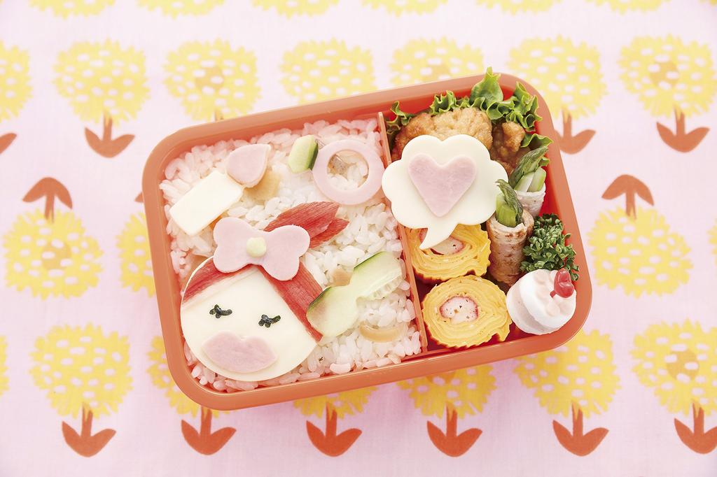 Kai Corporation KAI Decorative Cookie Cutter Set for Bento Boxes and Cookies - Made In Japan (FG5170)