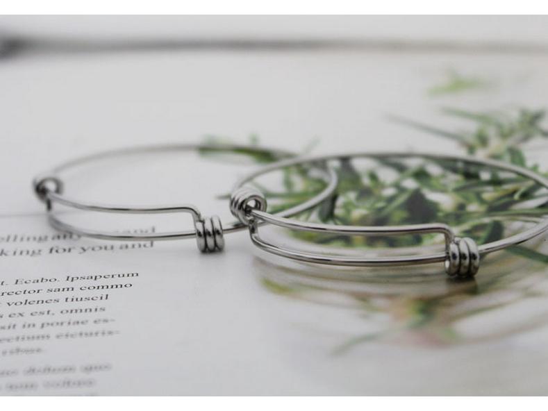 

Браслет из титановой стали в форме сердца - Ювелирное изделие с гравировкой для подарков на День благодарения и Рождество.