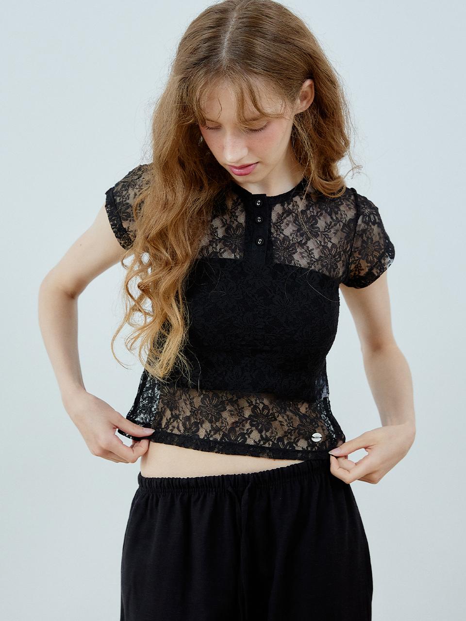 Double Hips Lace Short Sleeve T-Shirt (Black) Black