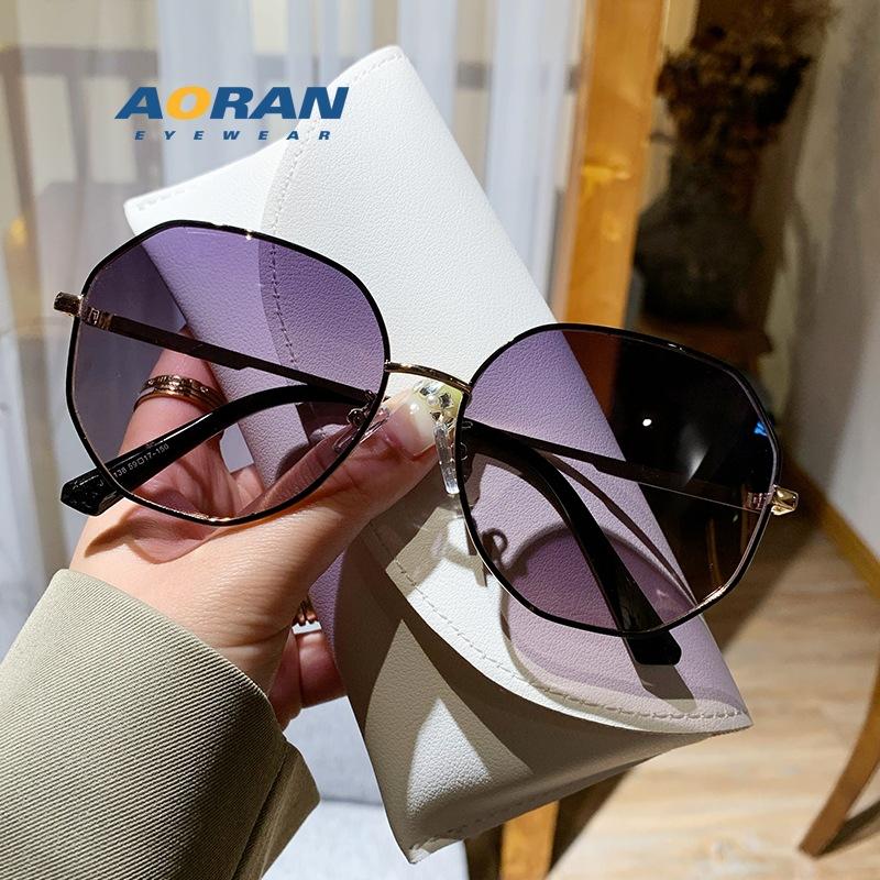 New polarized sunglasses for women, high-end, specifically for driving, UV protection, slimming effect for large faces, suitable for nearsighted