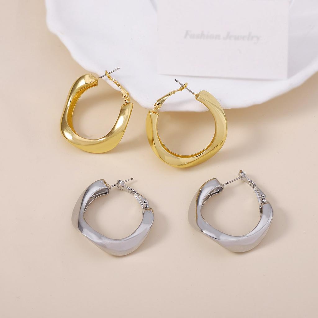 Fashion New Irregular Geometric Streamer Unique Design Ear Buckle Earrings Niche Light Luxury Earrings