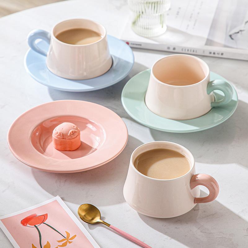 Creative Macaron-colored Ceramic Coffee Cup Saucer Set Exquisite Breakfast Bread Milk Cup Set Modern Ladies' Teacup Couple's Mug