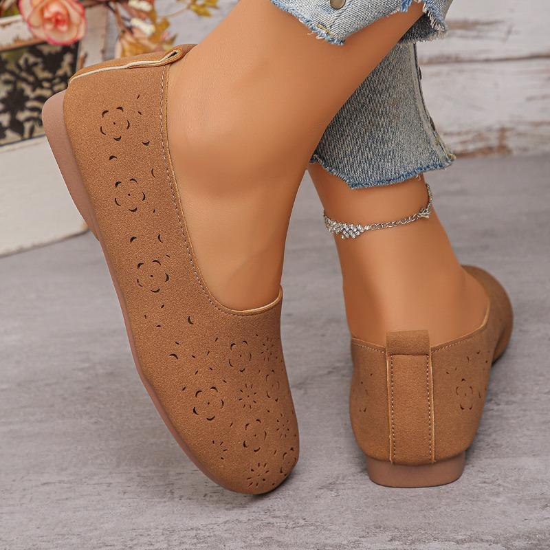 Women's New Large Size Hollow Low Top Single Shoes Retro Soft Sole Breathable One Foot Pedal Lazy Shoes Doudou Shoes