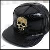 Skórzana czapka White Fang z czaszką i cyrkoniami, styl casual dla mężczyzn i kobiet, wzór CZ209, (Złoto)