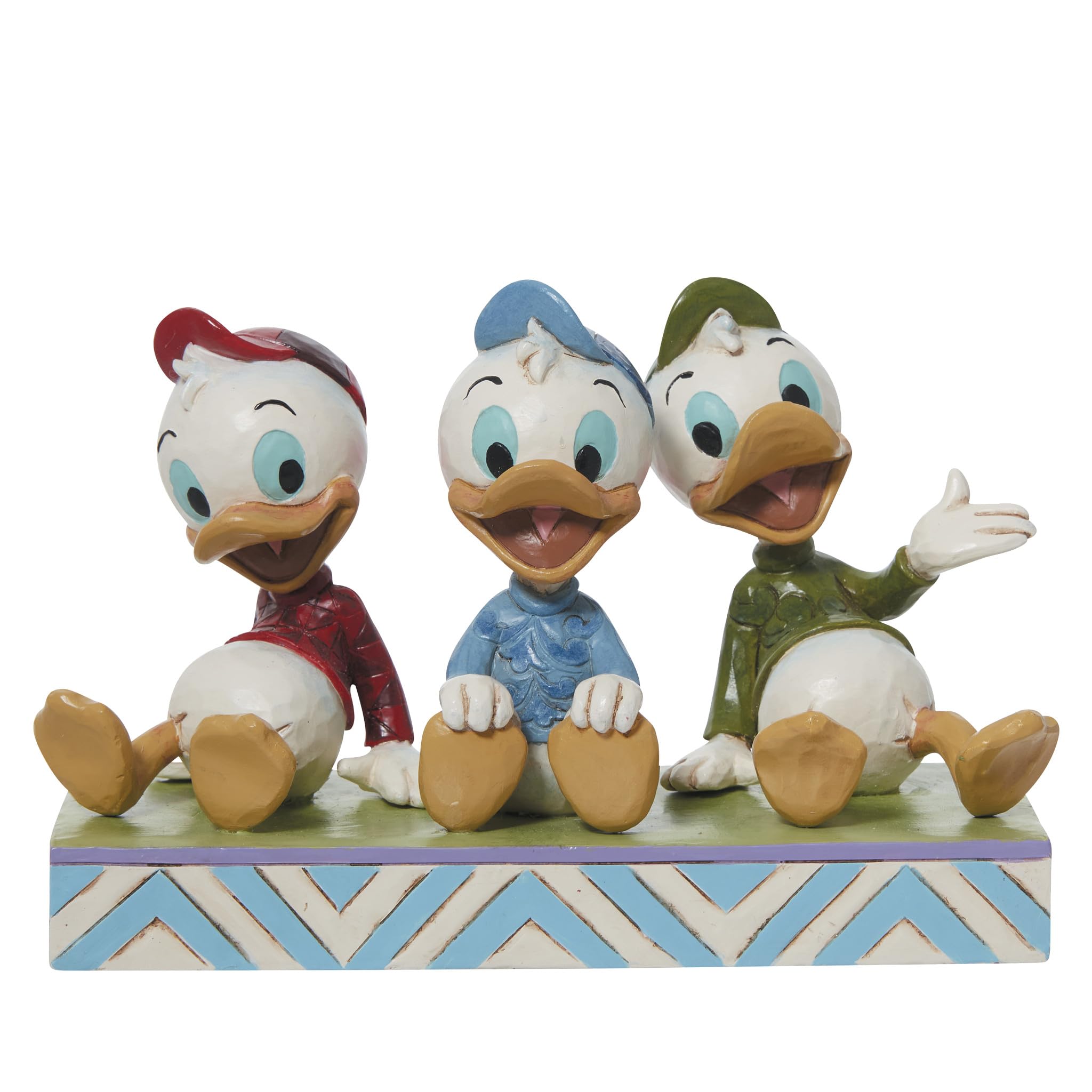

Disney Traditions Дьюи Луи сидит 6011933 Хьюи, и