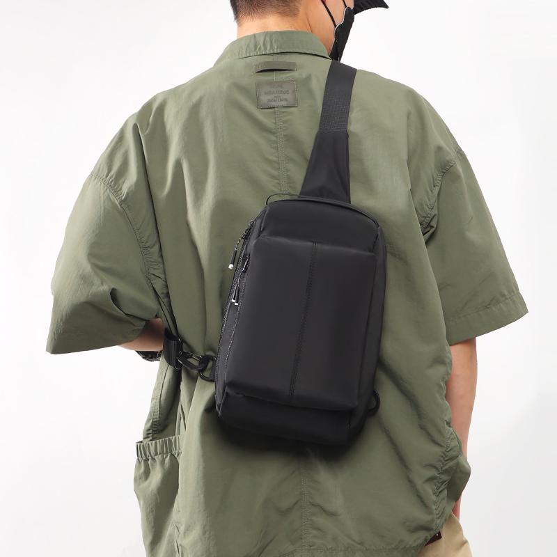 Men's Crossbody Bag Shoulder Bag Mobile Phone Bag Lightweight Chest Bag