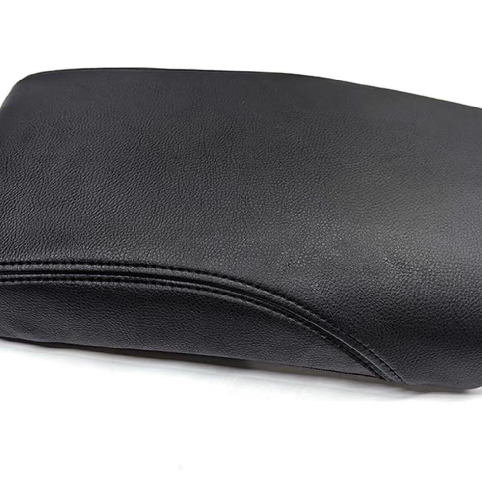 Fits 2014-2017 Nissan Qashqai/Rogue Center Armrest Leather Protective Cover