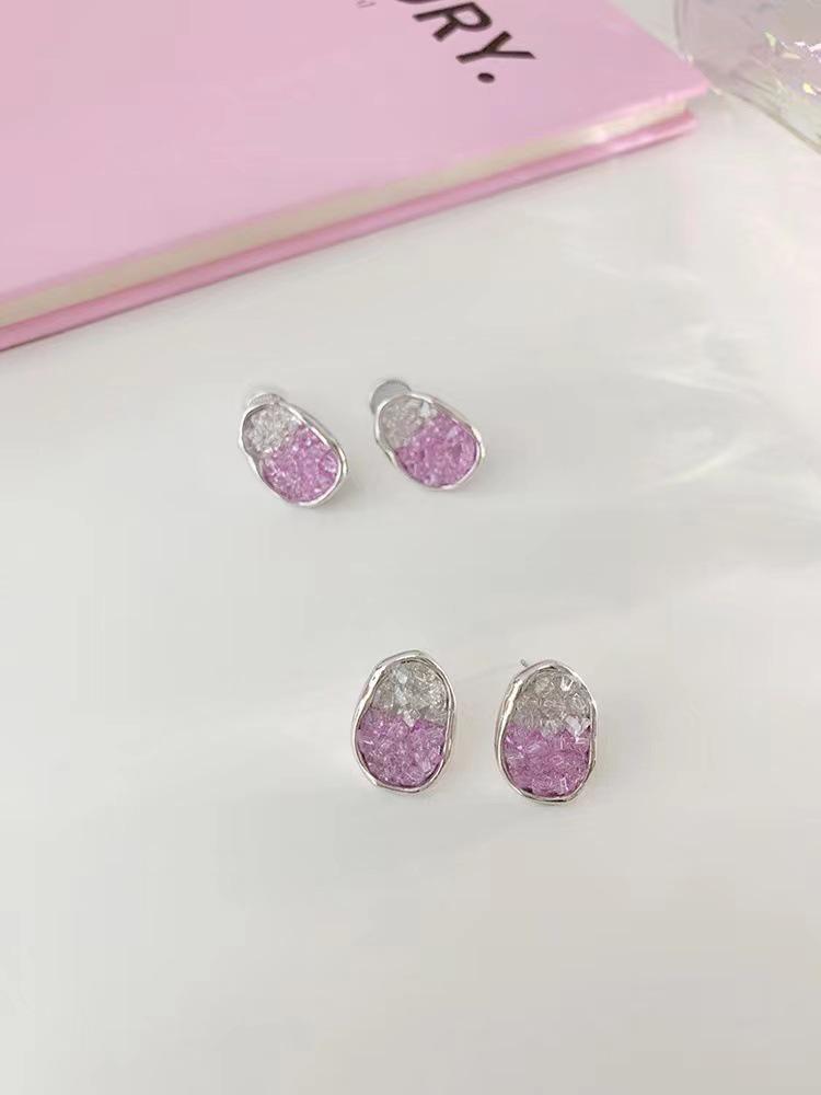 

Orange Island Wizard of Oz Gradient Crystal Earrings in Blue and Purple