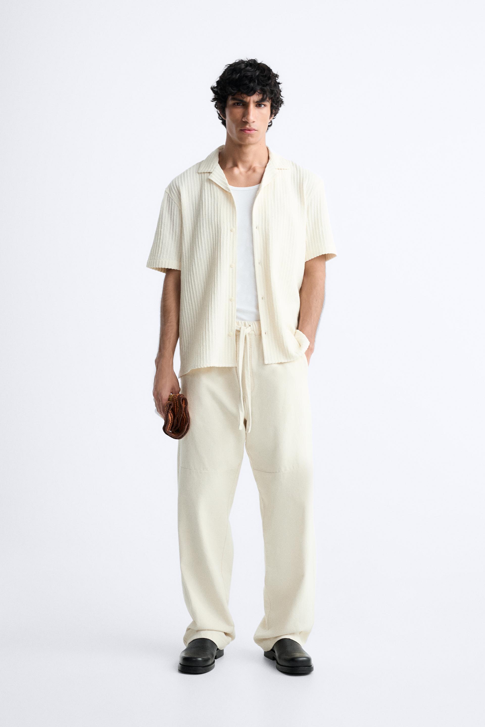 

РУБАШКА ИЗ ЖАККАРДА В ПОЛОСКУ