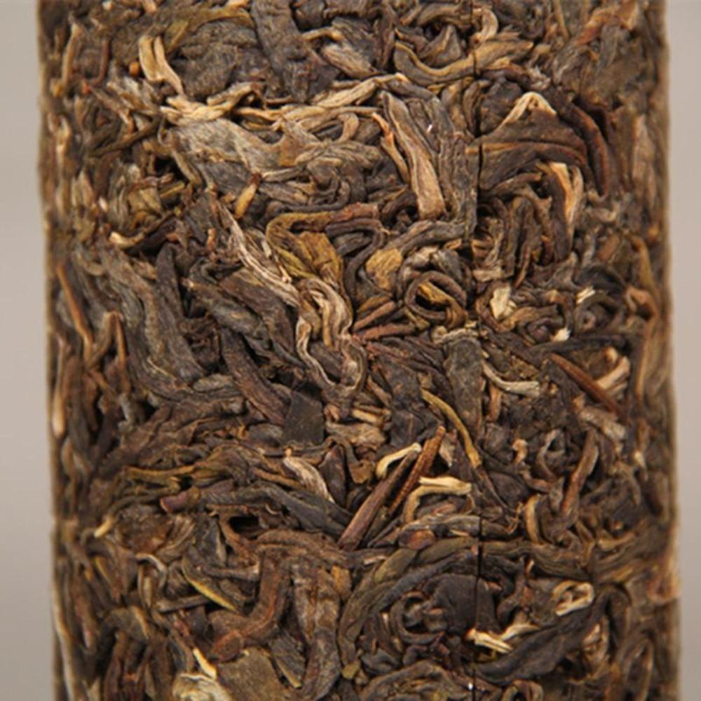 Yunnan Starý Pu Erh Čaj Dračí Sloup v Bambusové Trubici 500g