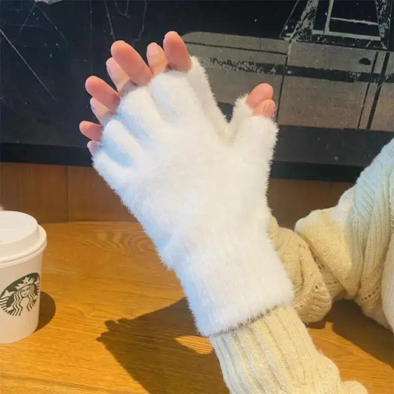 New Autumn/Winter Half-Finger Student Gloves - Cold Protection & Warmth, Special Newcomer Offer!