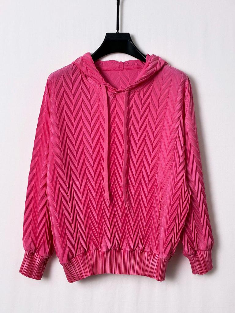 Miyake Style Hooded Pleated Sweatshirt: 2026 Spring Slimming Long Sleeve Pullover for Women