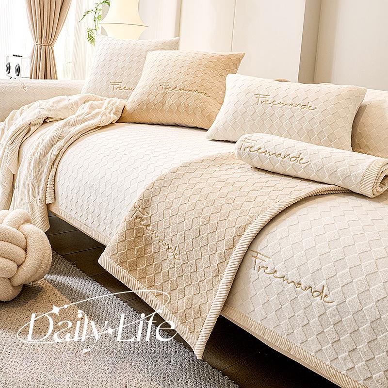 Milk Velvet Sofa Cover Plush Thickened Plaid Couch Mat Living Room Sofa Cover Solid Color Non-Slip Sofa Armrest Backrest Towel