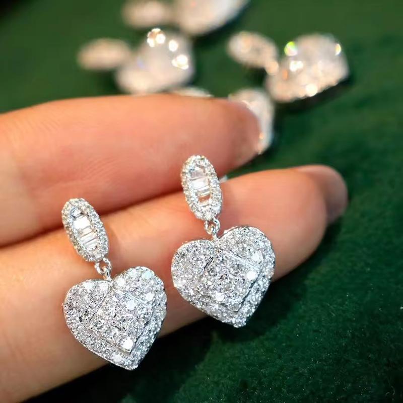 Huitan Luxury Love Heart Dangle Earrings Female Wedding Accessories Shiny Cubic Zirconia Ear Pendants Zircon for Engagement
