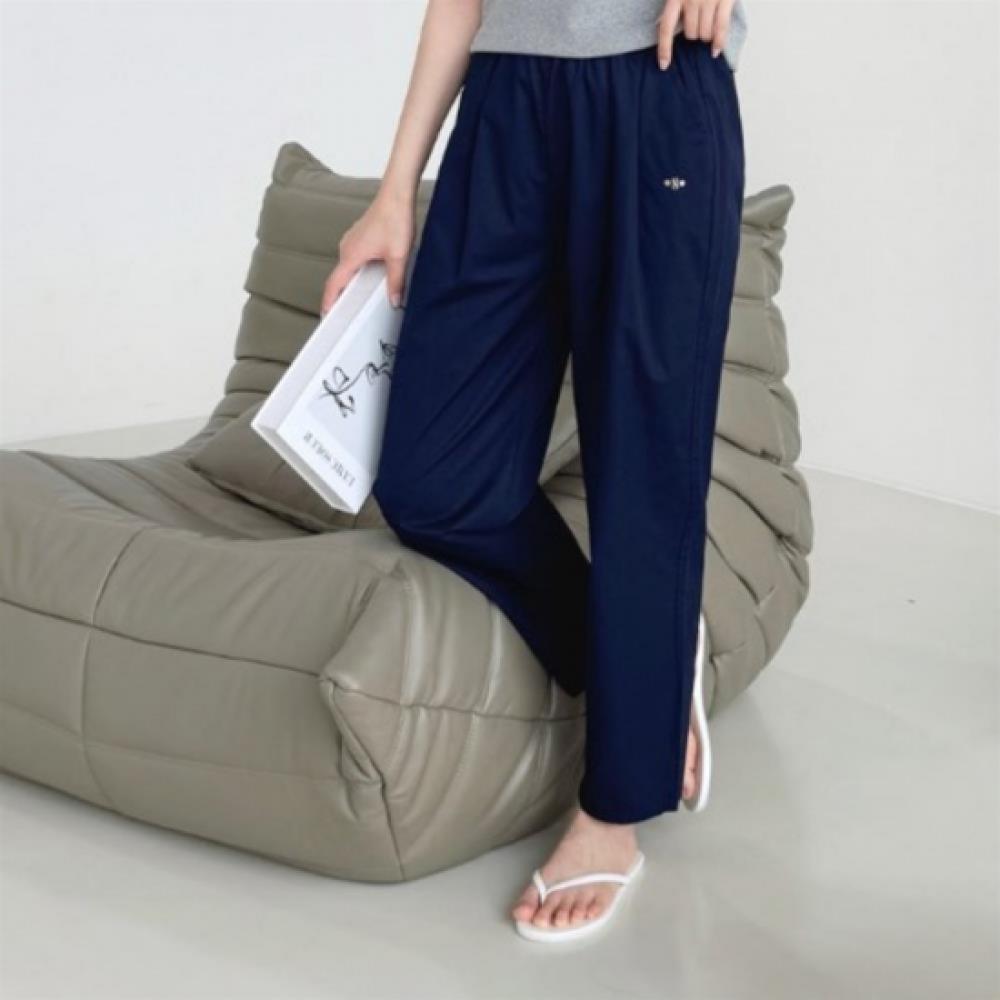New ArrivalS Open Run Women S Simple Cotton Embroidered waiStband Straight pantS