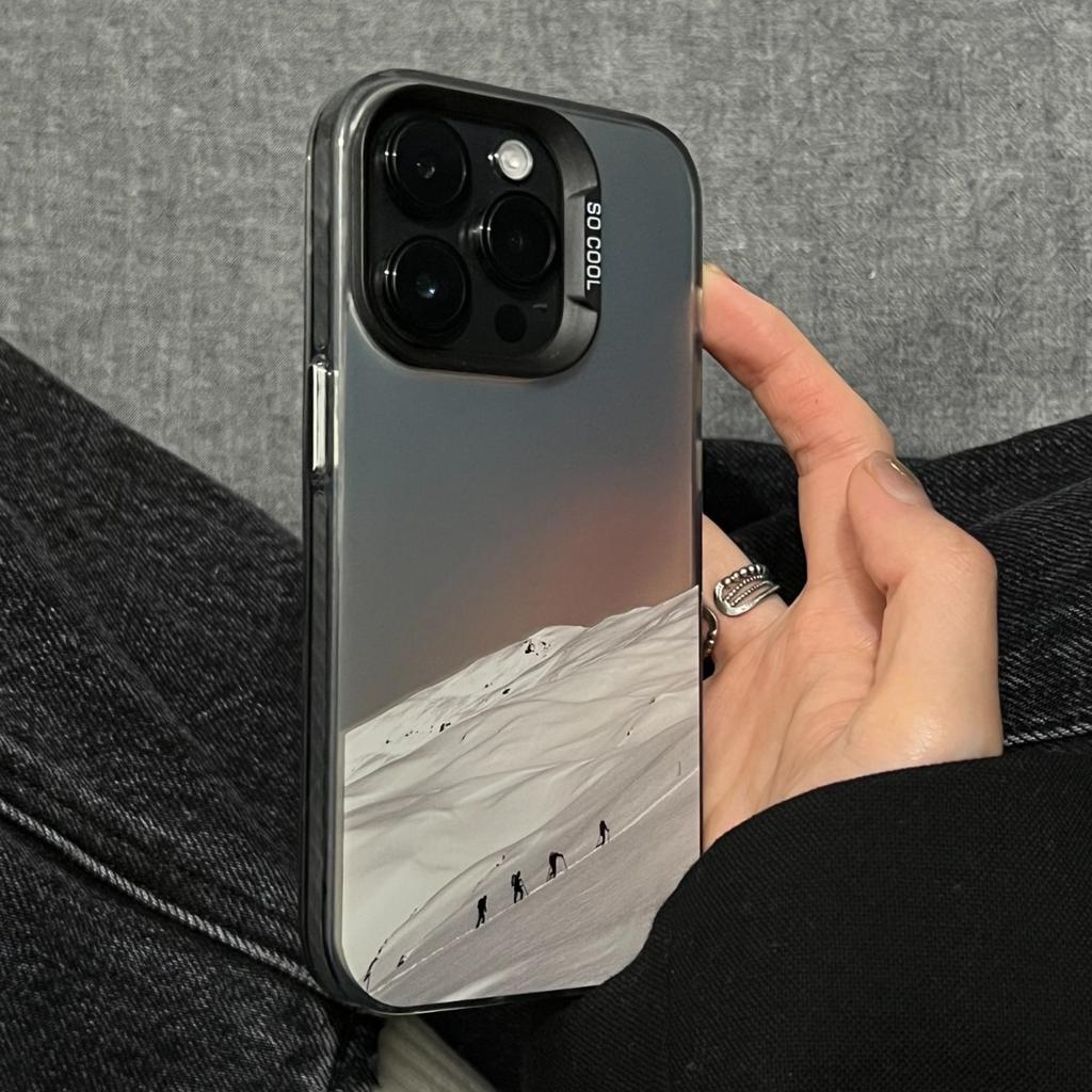 A Traveler Climbing A Snowy Mountain Phone Case For iPhone 17 Air 16 Pro Max 16E 15 14 Plus 13 12 11 XS XR Shockproof Hard Cover