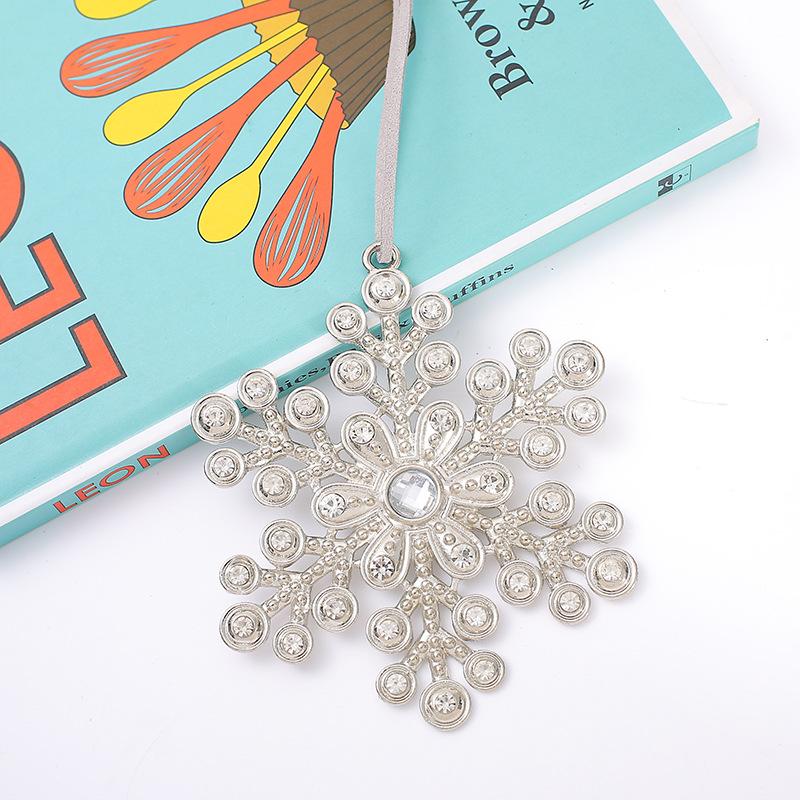 Christmas Tree Decoration Christmas Metal Snowflake Pendant Creative New Water Diamond Snowflake Christmas Widget