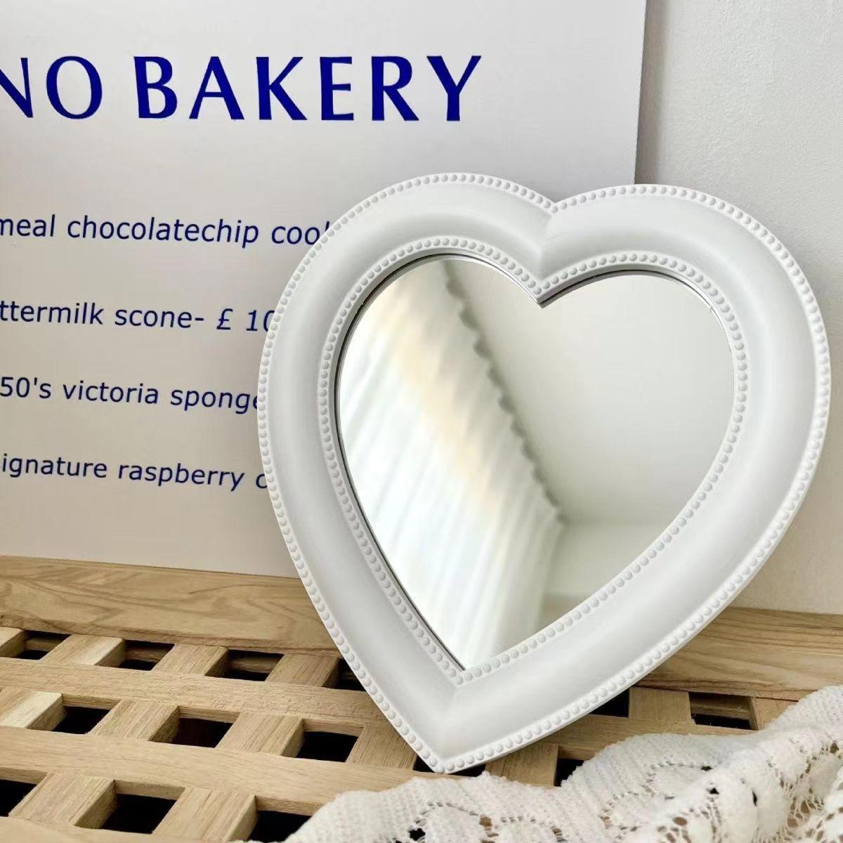 Зеркало в форме сердца, косметическое зеркало, декоративное зеркало, зеркало в форме сердца для девочек, студенческое зеркало в общежитии, домашний декор, украшение для гостиной, Настенный декор белый