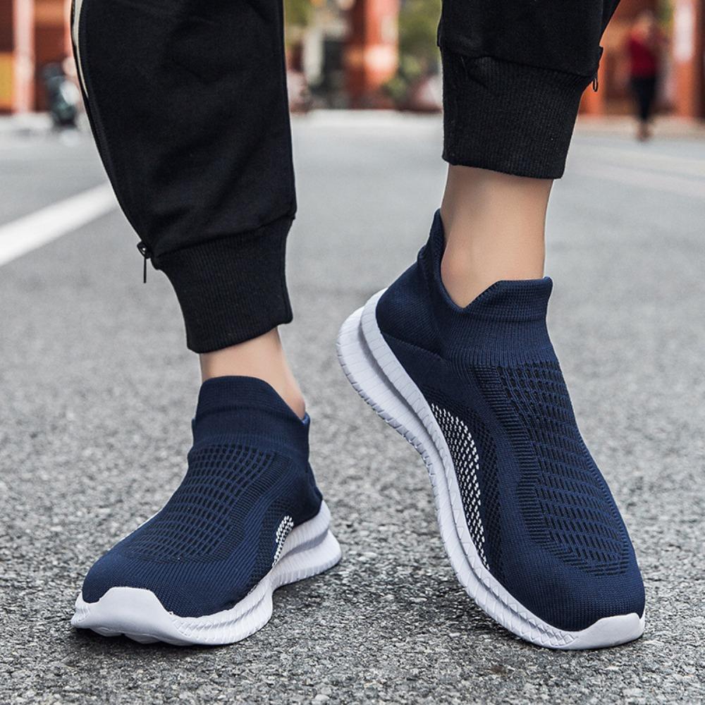 New Sneakers Men Running Shoes Breathable Outdoor Sports Lightweight Sneakers for Men Comfortable Athletic Training Men Shoes