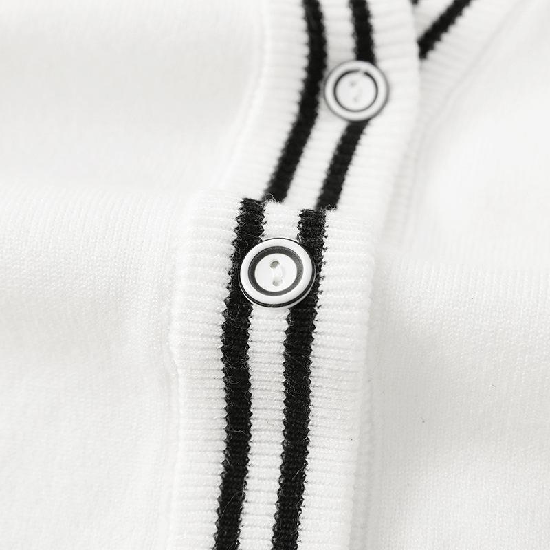 Podzimní a zimní dámský svetr vyšívaný vrchní svetr z včelího úpletu