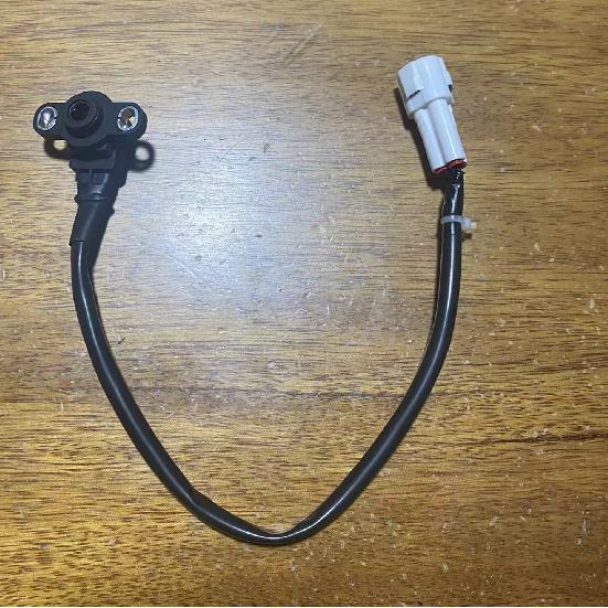 13580-03F00 Throttle Position Sensor for Suzuki BANDIT 600 2001-2004 GSF600S GSX750 1998-2001 GSX1200 1999-2001 1358003F00