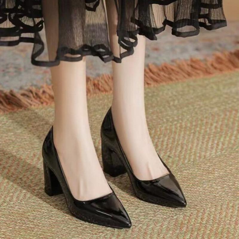 Plus Size High Heels Women Kitten Heel 2026 New Autumn Pointed Toe Block Heel Single Shoes