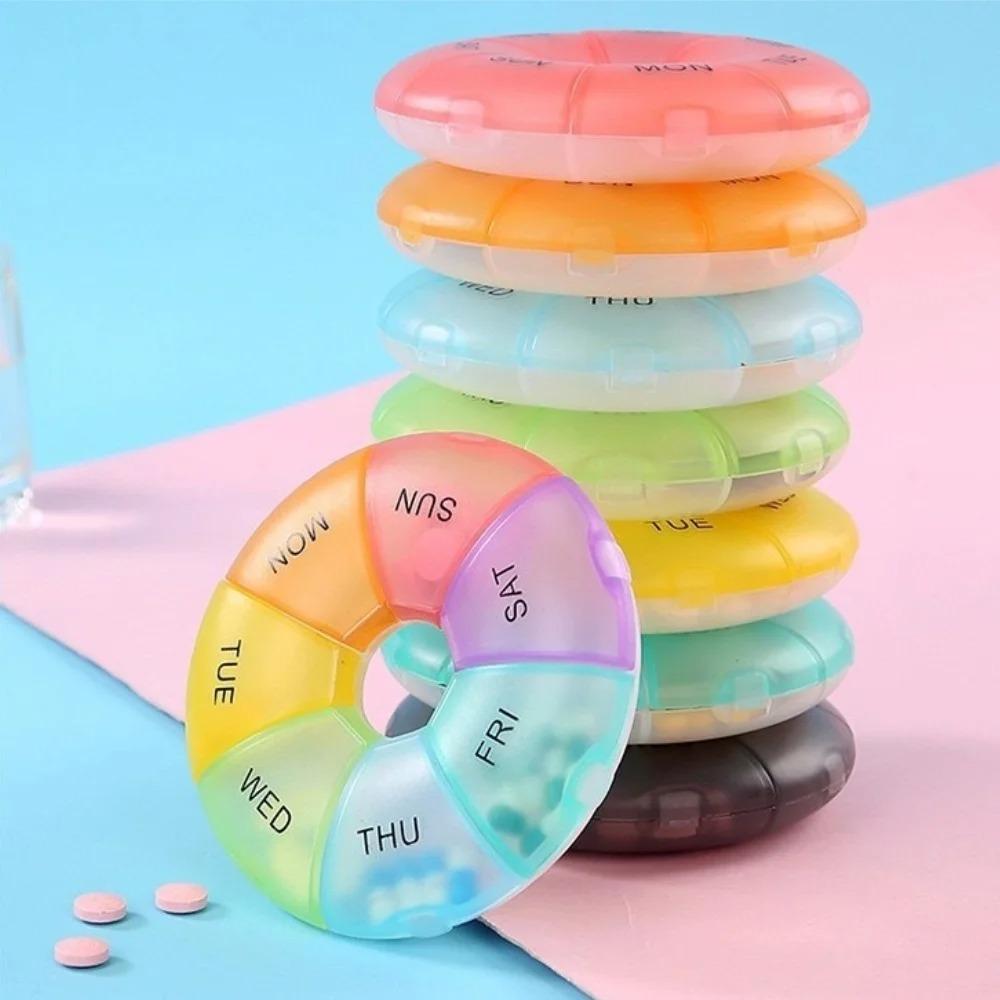 New Hot Premuim Small 7-Day Round Portable Pill Box Travel Medicine Organizer Secure Seal for Vitamins Supplements Fish Oils