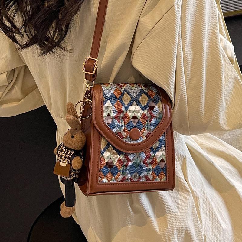 Popularne torby o wysokiej fakturze i modne pionowe torby crossbody dla kobiet Ins Niszowa torba na ramię na telefon komórkowy Torba w kratkę dla kobiet
