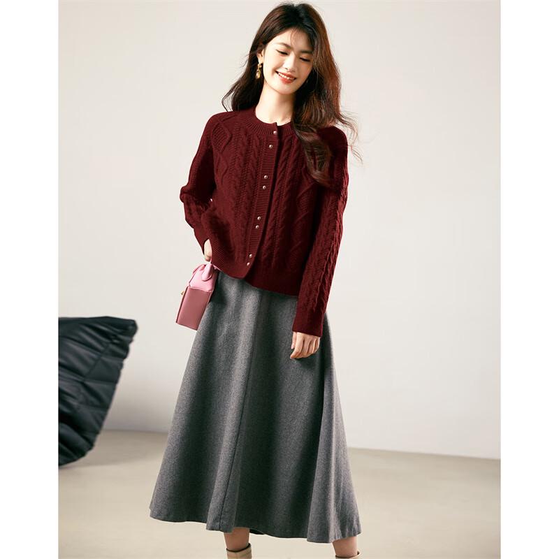 Xinfei Yu Women's Round Neck Cable Knit Cardigan