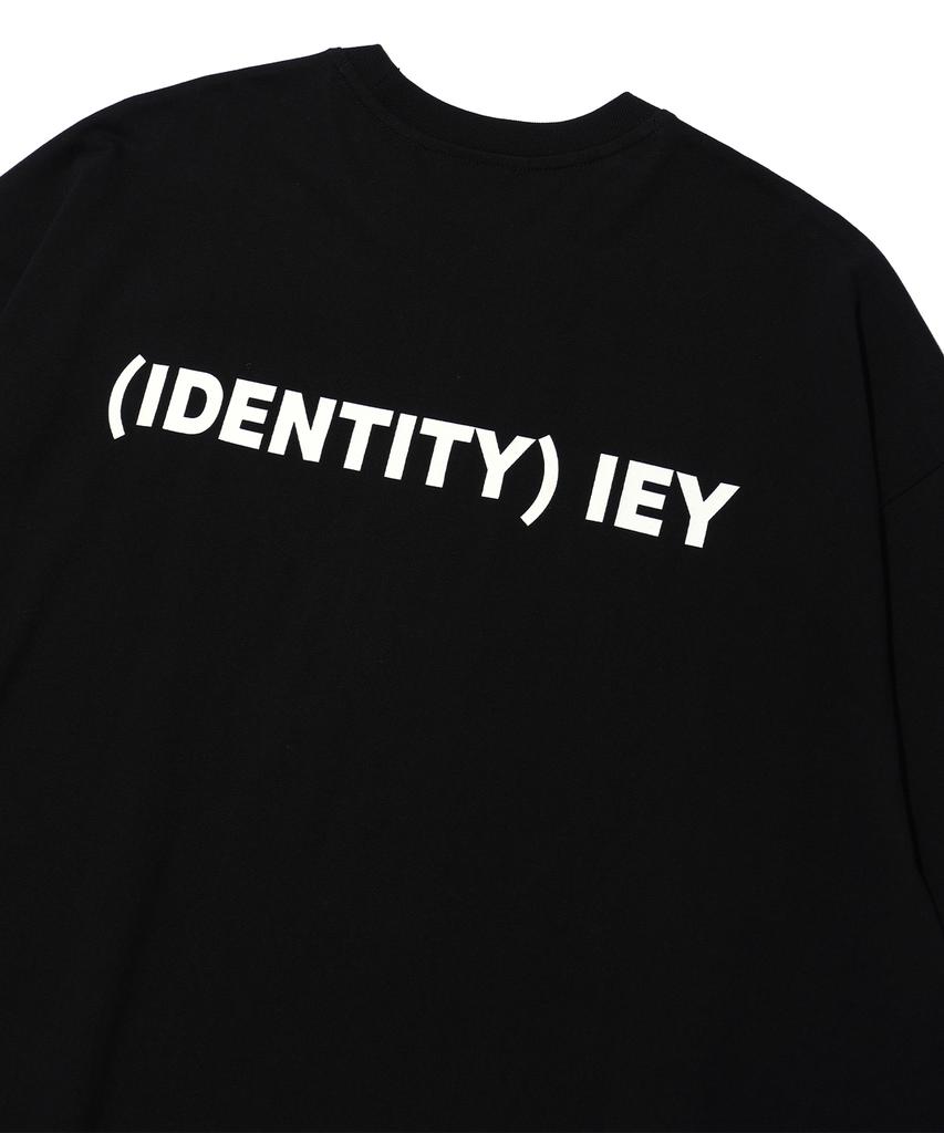 IEY Peace Whale Long Sleeve Black