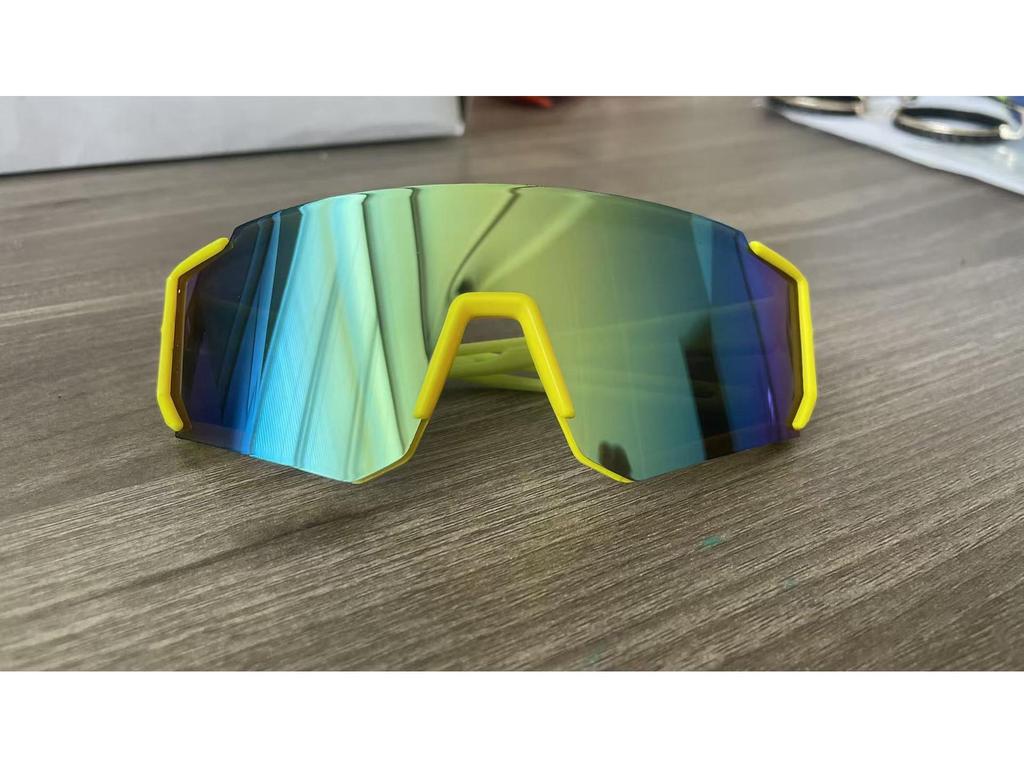 2025 Kids' Windproof Cycling Sunglasses – UV Protection for Boys & Girls, Trendy Outdoor Eyewear