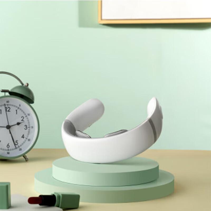 Enlluean U-shaped Cervical Neck Massager