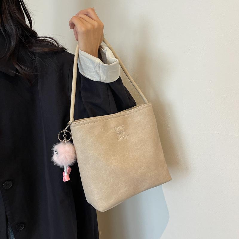 Portable Niuzi Cloth Bag Women's Summer 2025 New Trendy Korean Embroidered Underarm Bag Versatile Shoulder Bag Bucket Bag