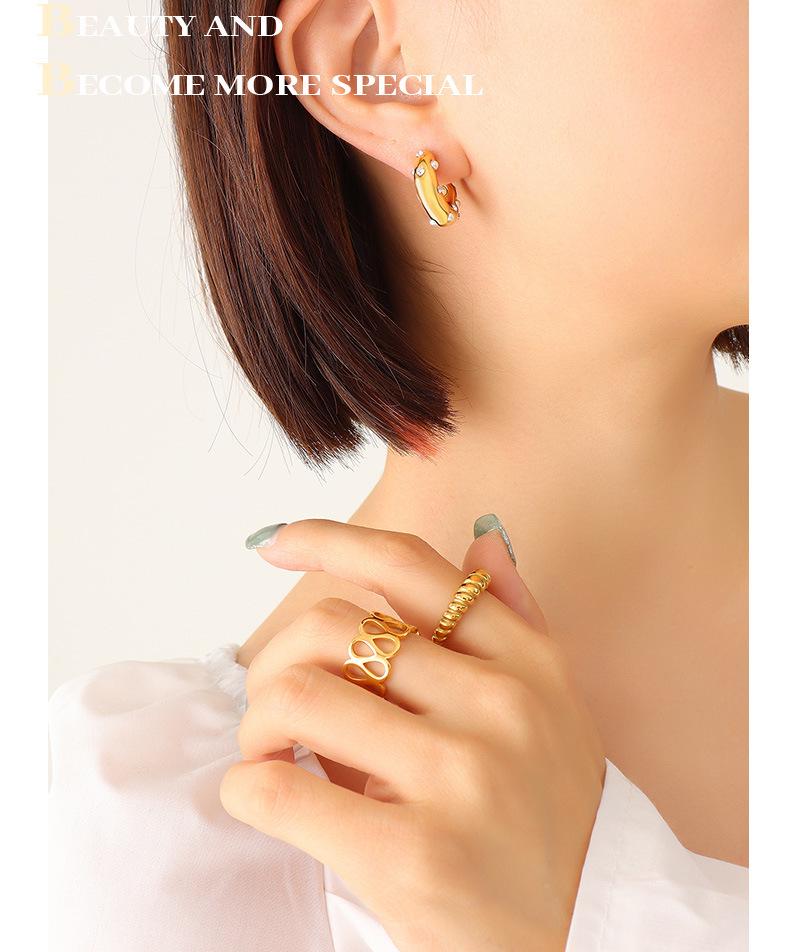 Gold-Plated Titanium Steel C-Shaped Earrings with Imitation Pearl and Zircon Inlays