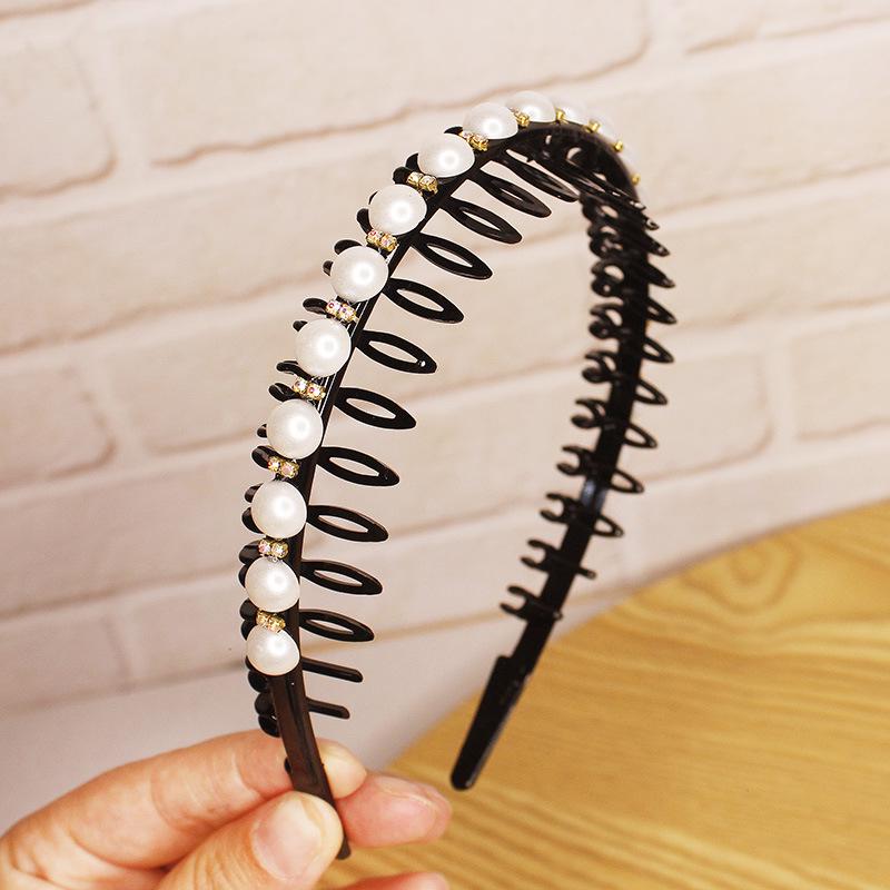 Hollow Willow Leaf Rhinestone Non-Slip Headband with Diamond Wave Design