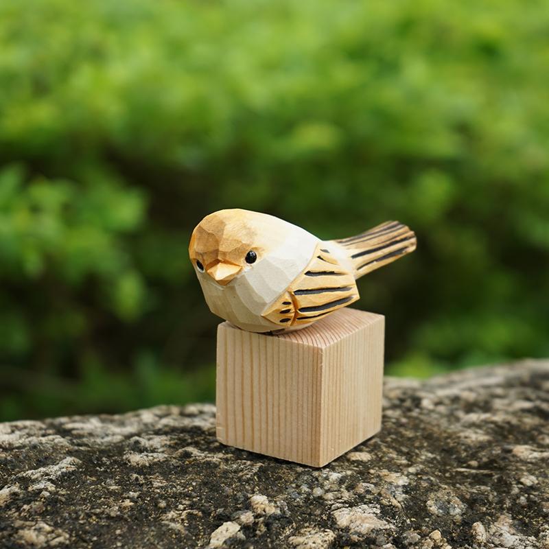 Hand Carved Wooden Bird Cute Sparrow Parrot Chickadee Animal Desktop Decor Original Wood Style
