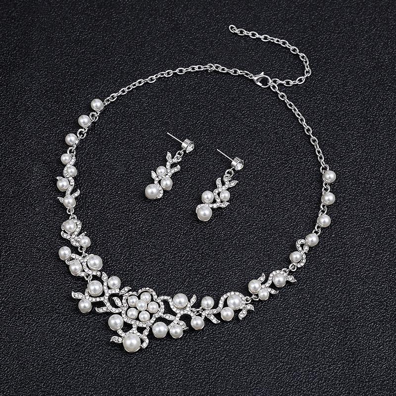 Korean Version of Pearl Necklace Earrings Set Bridal Dress Versatile Accessories Fashionable Small Fresh Alloy Electroplating Two-piece Set