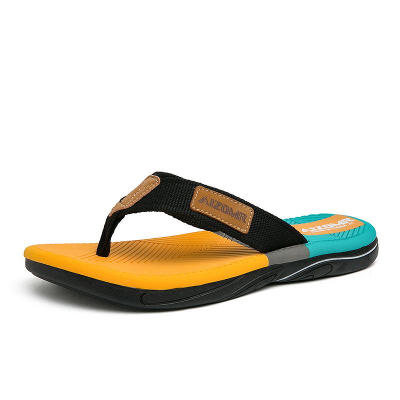 Fast Drying Flip Flops with Comfortable Non-Slip Sole and Breathable Fabric for Beach and Streetwear